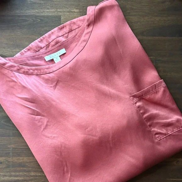 Lunya Washable Silk Tee - Picture 2 of 10